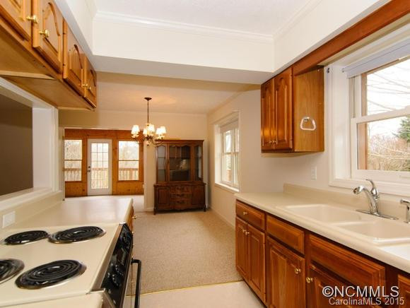 142 Secret Lane - Photo 10