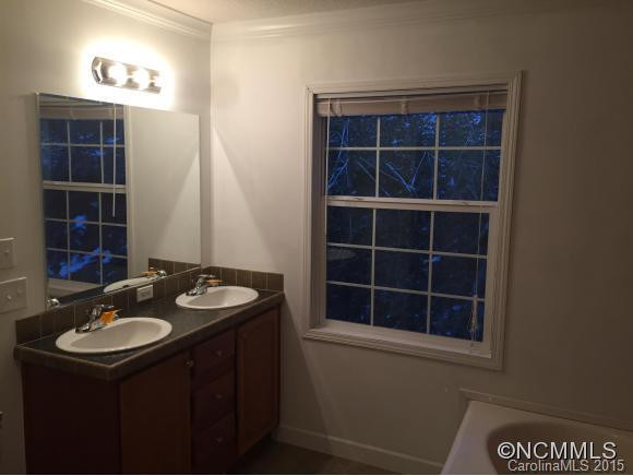 124 Peaceful Valley Drive - Photo 4