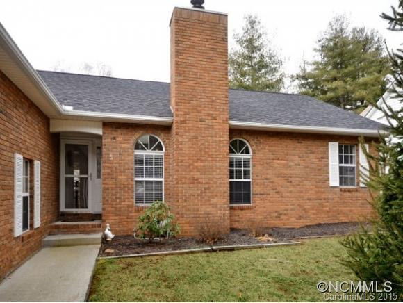 5 Creekside Court
