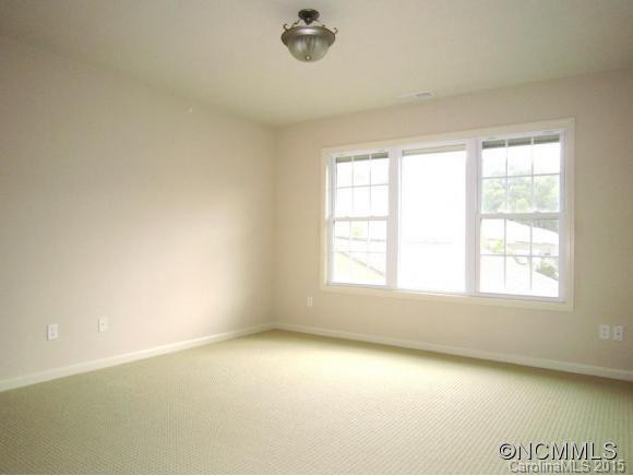 65 Rotunda Circle - Photo 10