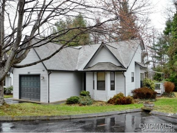 305 OAK PLACE