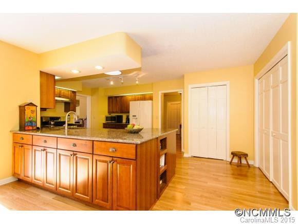 38 Ridgeview Drive - Photo 5