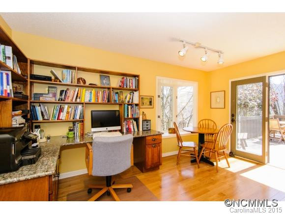 38 Ridgeview Drive - Photo 6