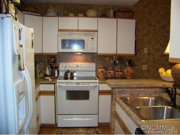 141 C Ewbank Garden Drive - Photo 6