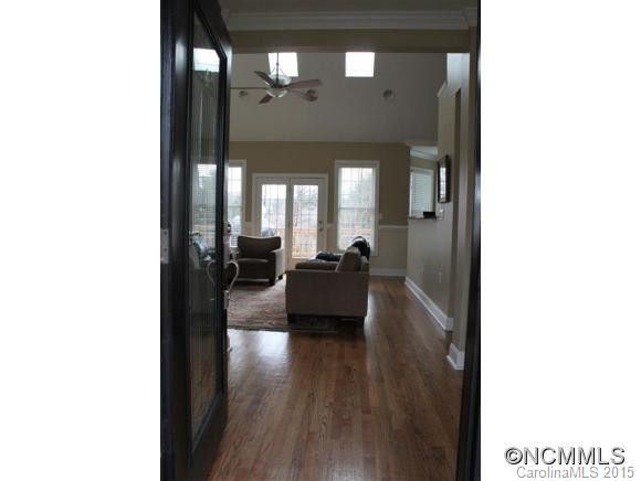 108 Charles Teague - Photo 2