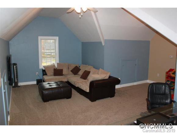 108 Charles Teague - Photo 13