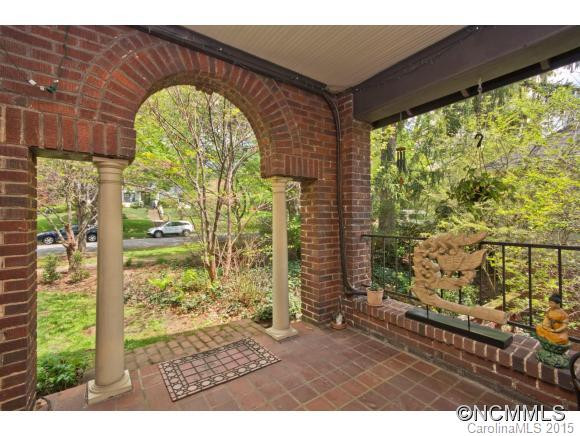 100 Edwin Place - Photo 18