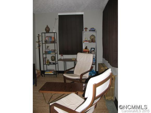 100 Edwin Place - Photo 23