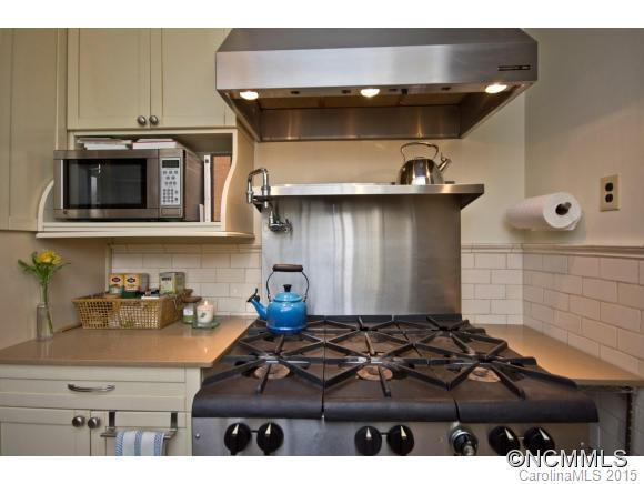 100 Edwin Place - Photo 7