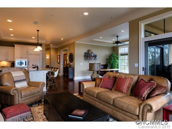 288 Macon Avenue, Unit 301 - Photo 12
