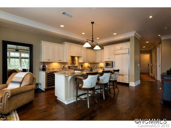 288 Macon Avenue, Unit 301 - Photo 4