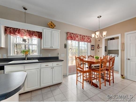644 SOUTHERN PINES PLACE - Photo 4