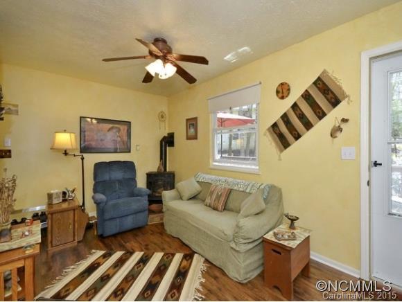 421 BLOOMING LAUREL DRIVE - Photo 10