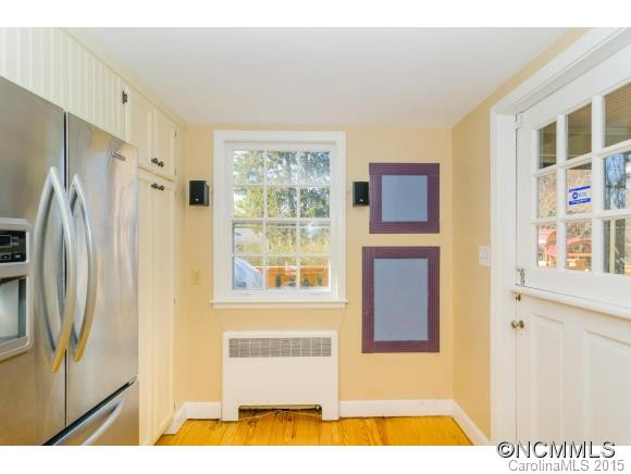 25 Chiles Avenue - Photo 11