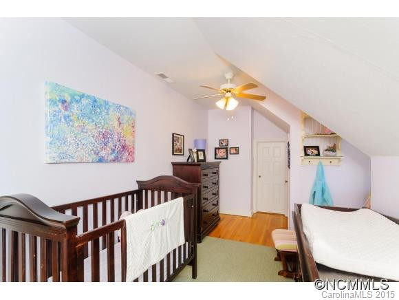 25 Chiles Avenue - Photo 17