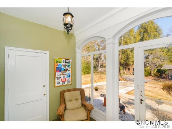 25 Chiles Avenue - Photo 3