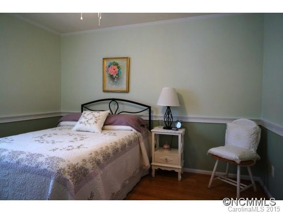 66 Lakeview Court - Photo 12