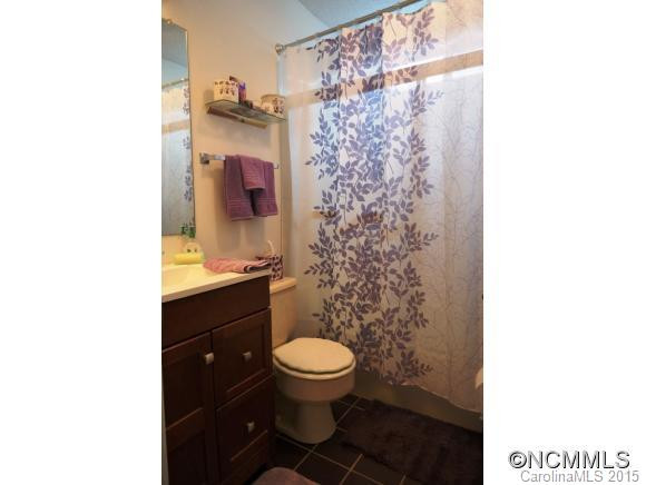 66 Lakeview Court - Photo 13