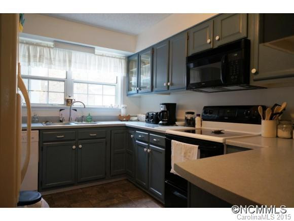 66 Lakeview Court - Photo 5