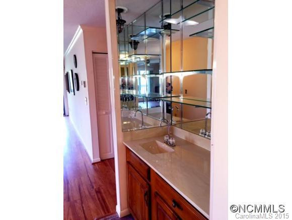 87 Willow Road #D-1 - Photo 4