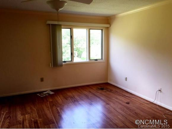 87 Willow Road #D-1 - Photo 7