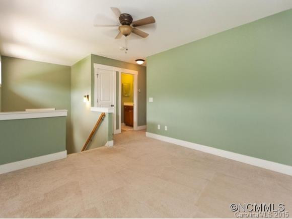 8 CRAFTSMAN CIRCLE - Photo 18
