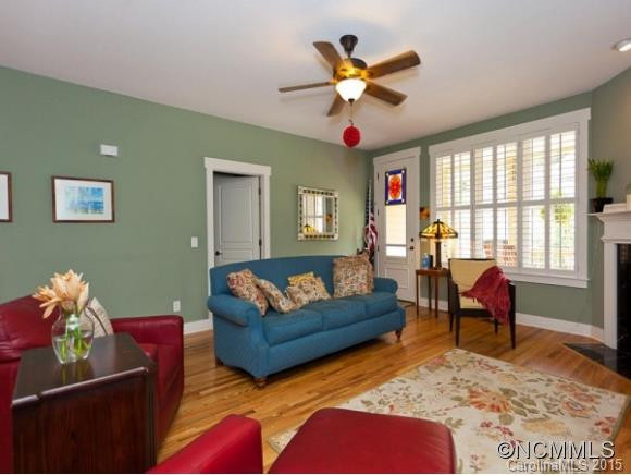 8 CRAFTSMAN CIRCLE - Photo 3