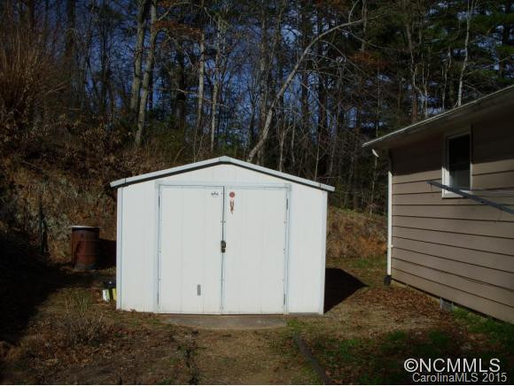 401 Lyday Loop Road - Photo 18