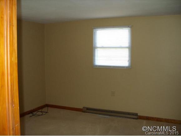 401 Lyday Loop Road - Photo 8