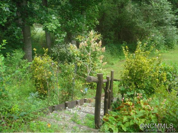754 Terrys Creek Road - Photo 19