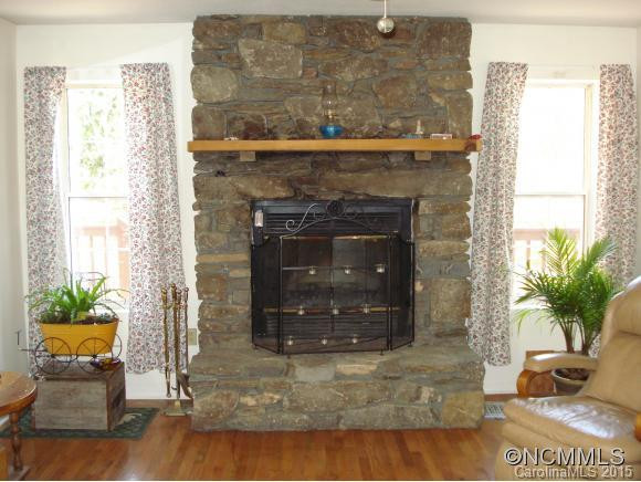 754 Terrys Creek Road - Photo 7