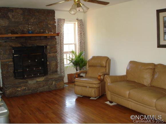 754 Terrys Creek Road - Photo 8