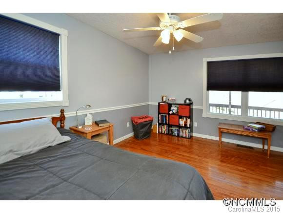 365 Spring Drive - Photo 12