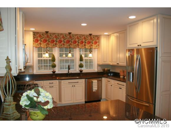101 Avalon Lane - Photo 2