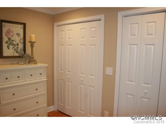 101 Avalon Lane - Photo 10