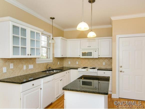1045 Columbine Road - Photo 14