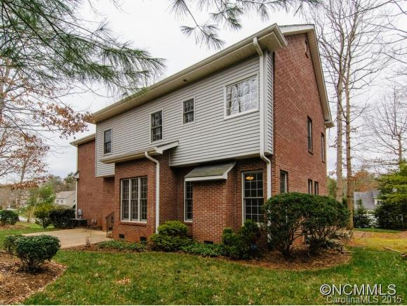 1045 Columbine Road - Photo 23