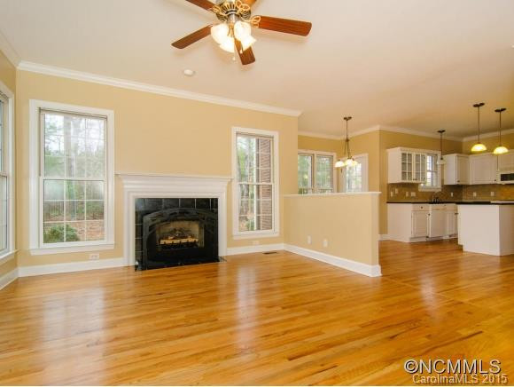 1045 Columbine Road - Photo 6