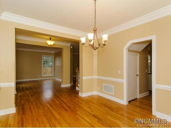 1045 Columbine Road - Photo 7