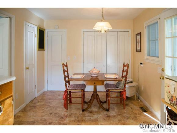 2636 Haywood Road - Photo 11