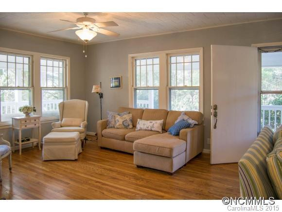 2636 Haywood Road - Photo 4