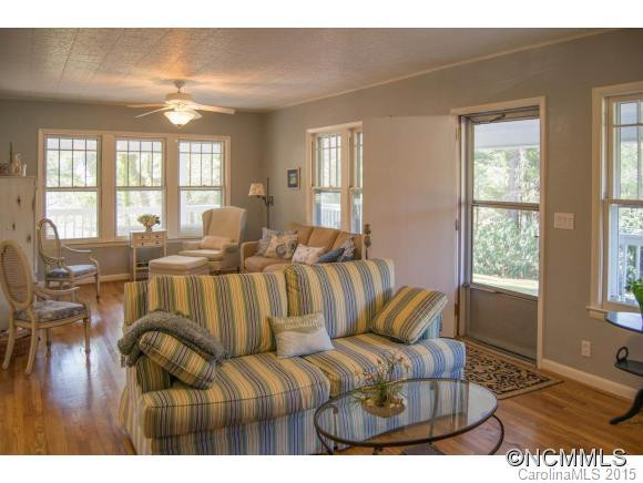 2636 Haywood Road - Photo 5