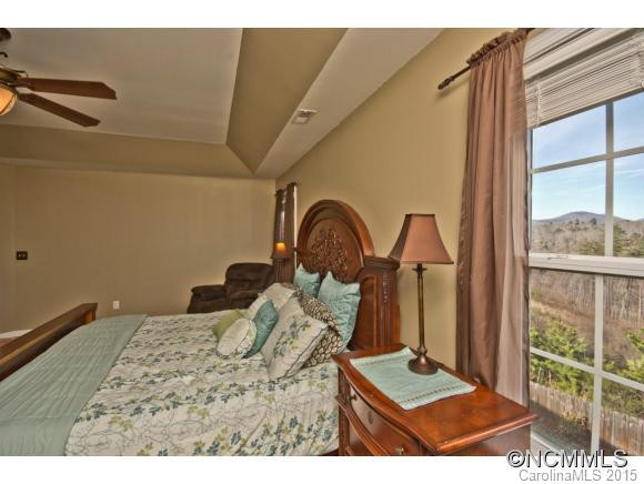 8 Breyerton Ct - Photo 11