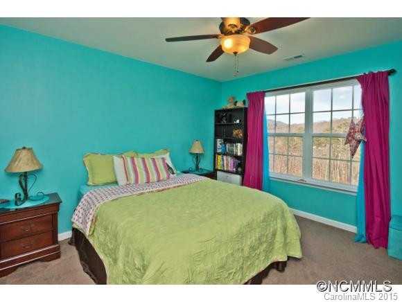 8 Breyerton Ct - Photo 14