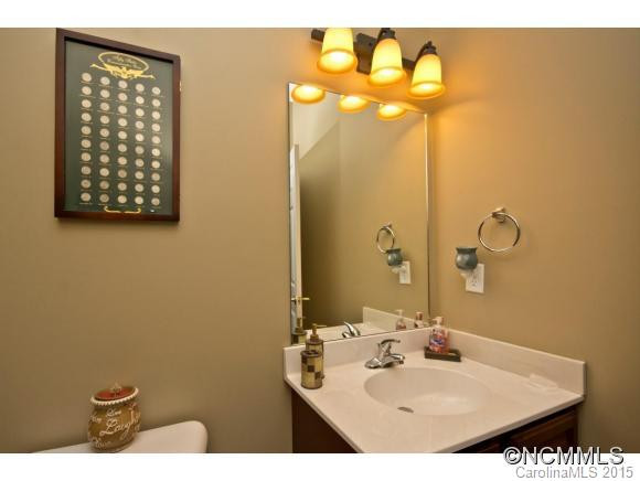 8 Breyerton Ct - Photo 17