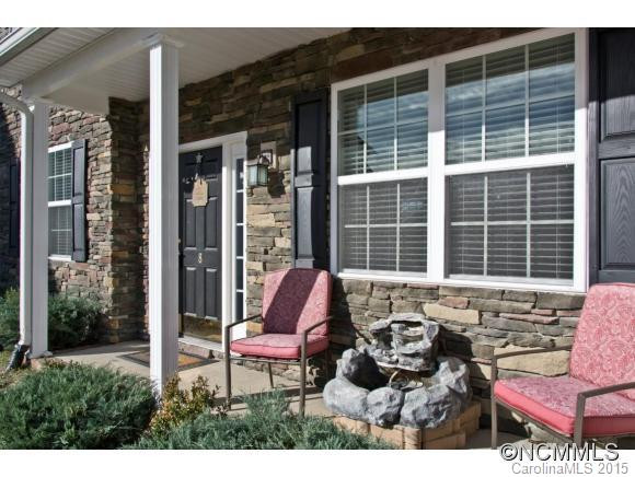 8 Breyerton Ct - Photo 3