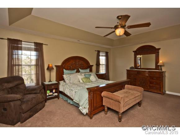 8 Breyerton Ct - Photo 10