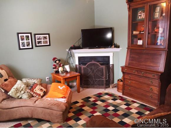 7 Strawberry Lane - Photo 14