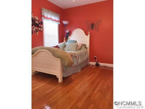7 Strawberry Lane - Photo 9