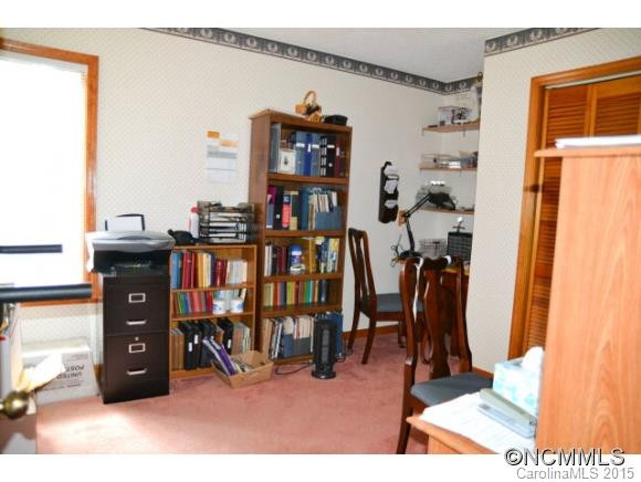 93 Hemlock Drive - Photo 6